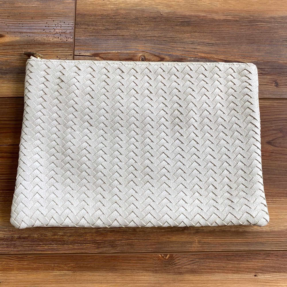 DEUX LUX Woven Clutch White